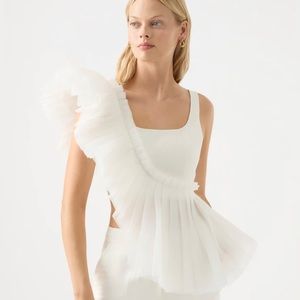 Aje Orbit Sculptural Top in White size 6